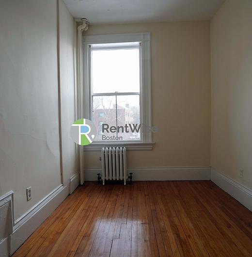 Photo of 2 Ware St