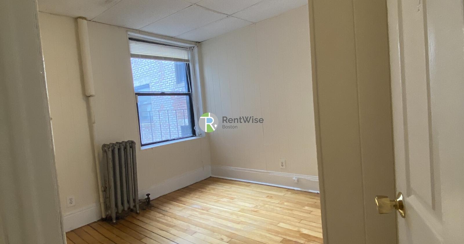 Photo of 437 Cambridge Street