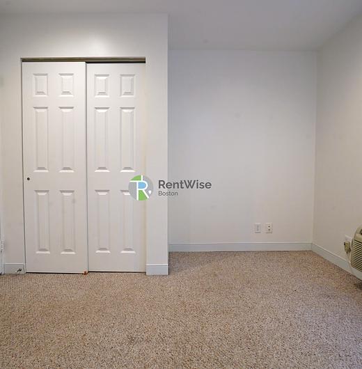 Photo of 10 Camelot Court