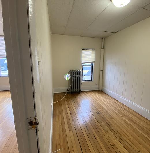 Photo of 437 Cambridge Street
