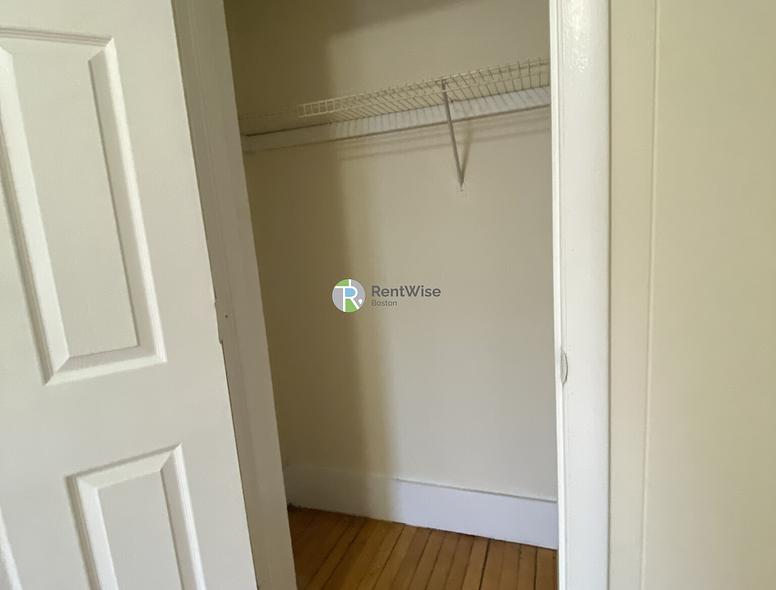 Photo of 437 Cambridge Street