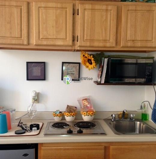 Photo of 405 Beacon St