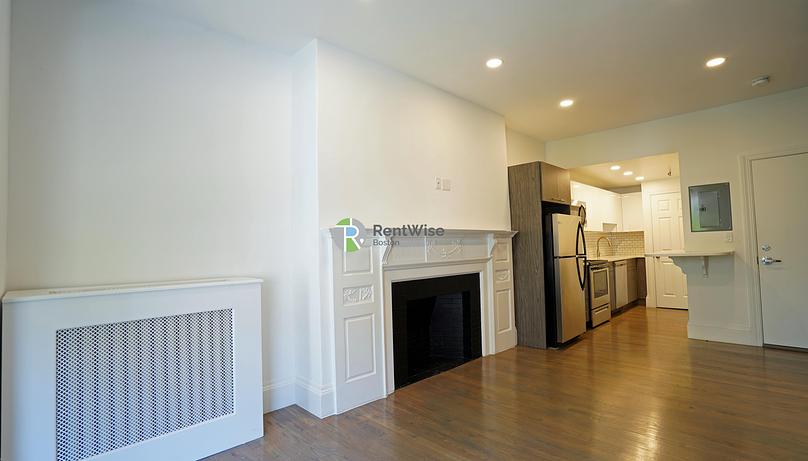 Photo of 503 Beacon Street