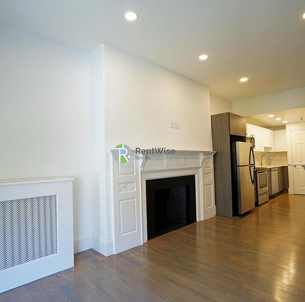 Photo of 503 Beacon Street