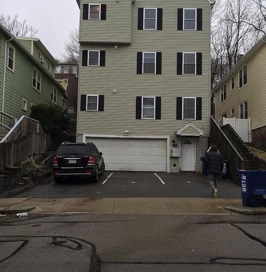 Photo of 128 Hillside St