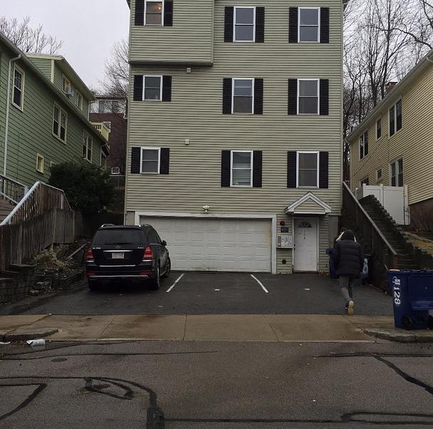Photo of 128 Hillside St