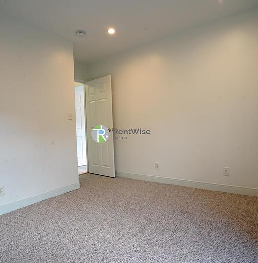 Photo of 10 Camelot Court