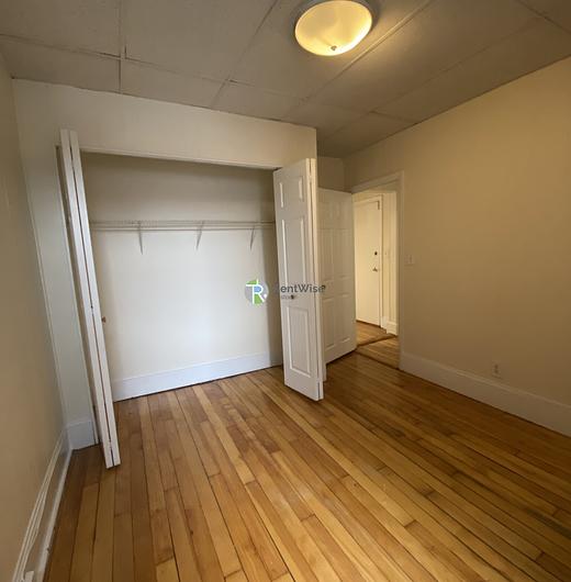 Photo of 437 Cambridge Street