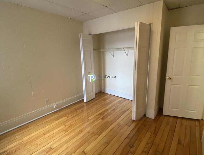 Photo of 437 Cambridge Street