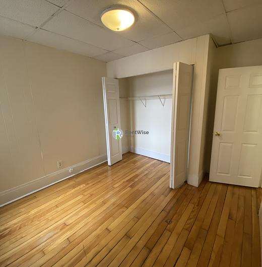 Photo of 437 Cambridge Street