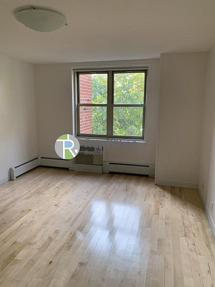 Photo of 10 Camelot Court