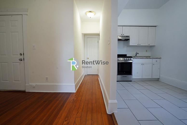 Photo of 61 Brighton Ave