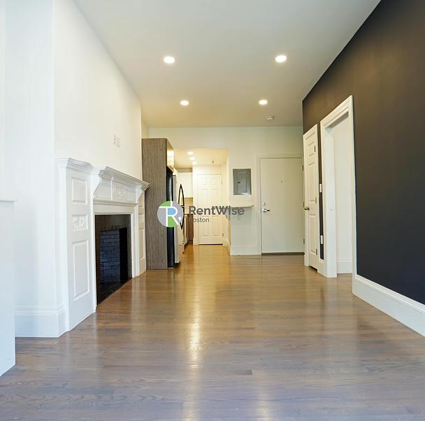 Photo of 503 Beacon Street