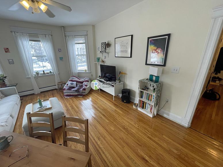 Photo of 1846 Commonwealth Avenue