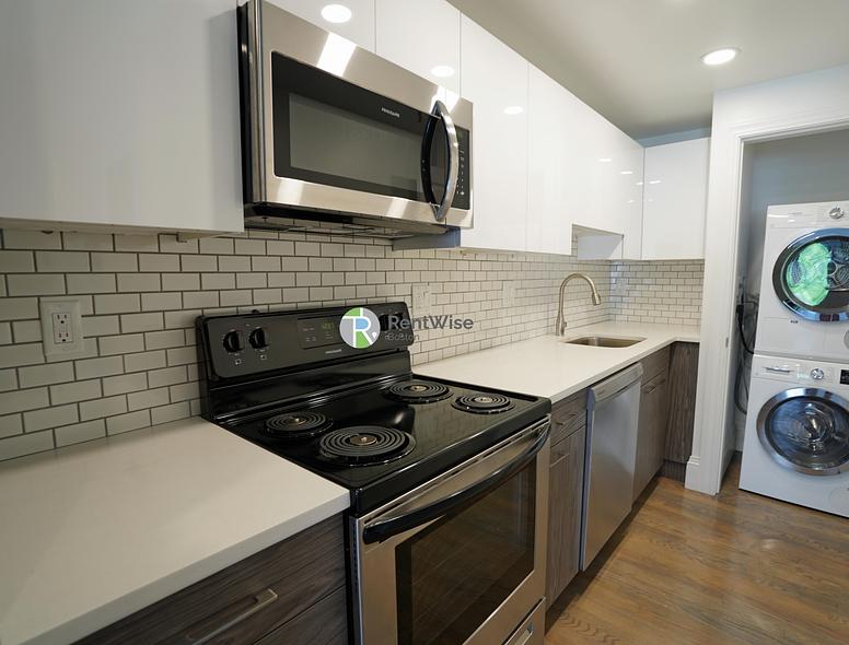Photo of 503 Beacon Street