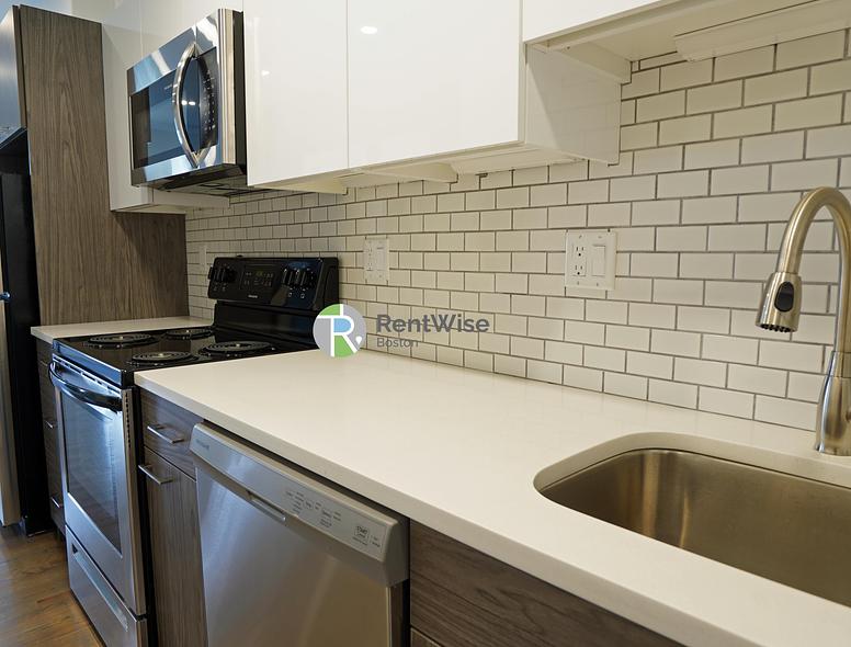 Photo of 503 Beacon Street
