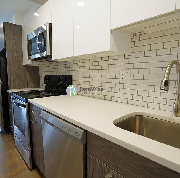 Photo of 503 Beacon Street
