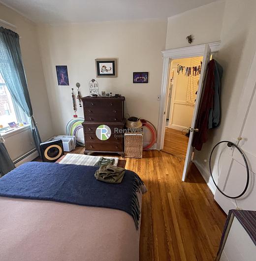 Photo of 1846 Commonwealth Avenue