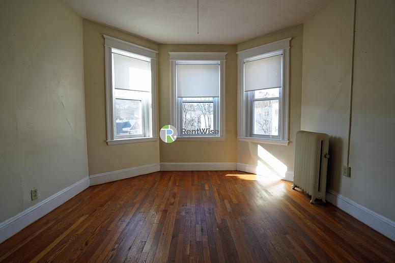 Photo of 68 Woodstock Avenue