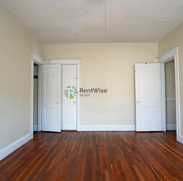 Photo of 68 Woodstock Avenue