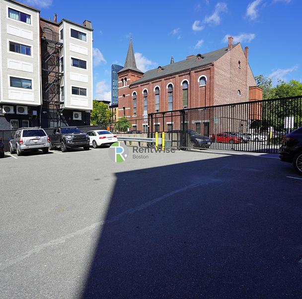 Photo of 791 Tremont Street