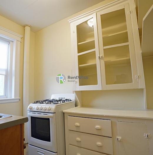 Photo of 221 Kelton Street
