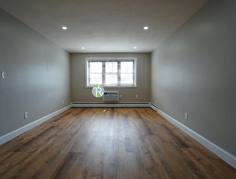 Photo of 39 Shepard St
