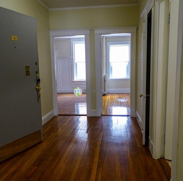 Photo of 1114 Commonwealth Avenue