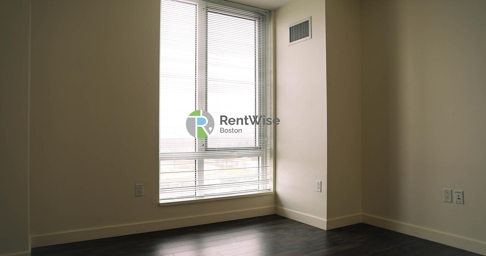 Photo of 219 Western Avenue