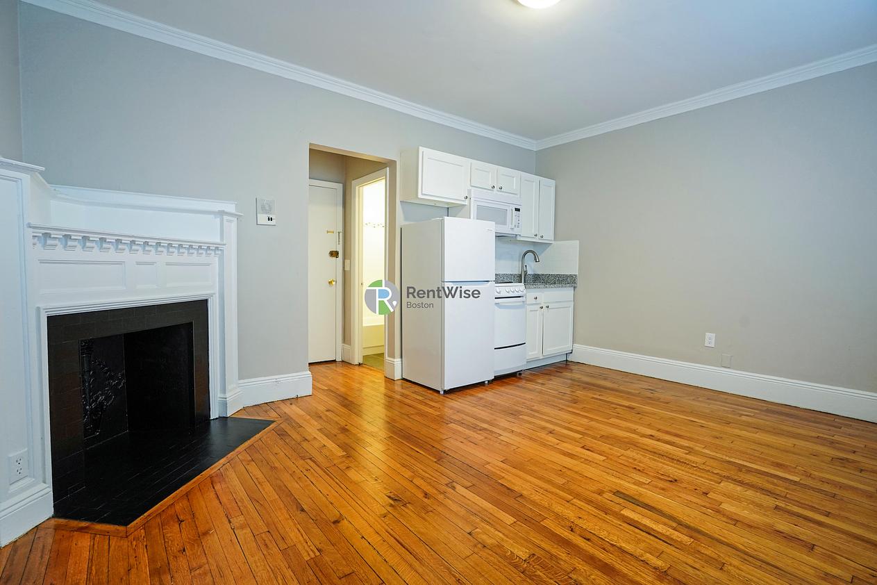 Photo of 50 Park Vale Ave