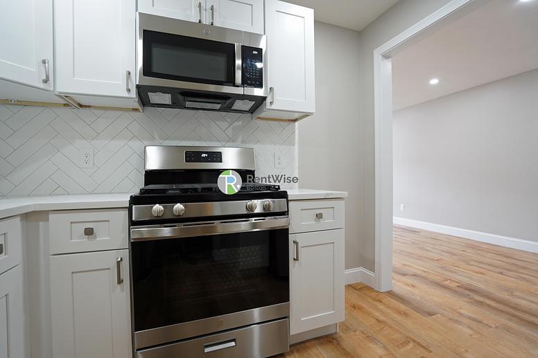 Photo of 39 Shepard St
