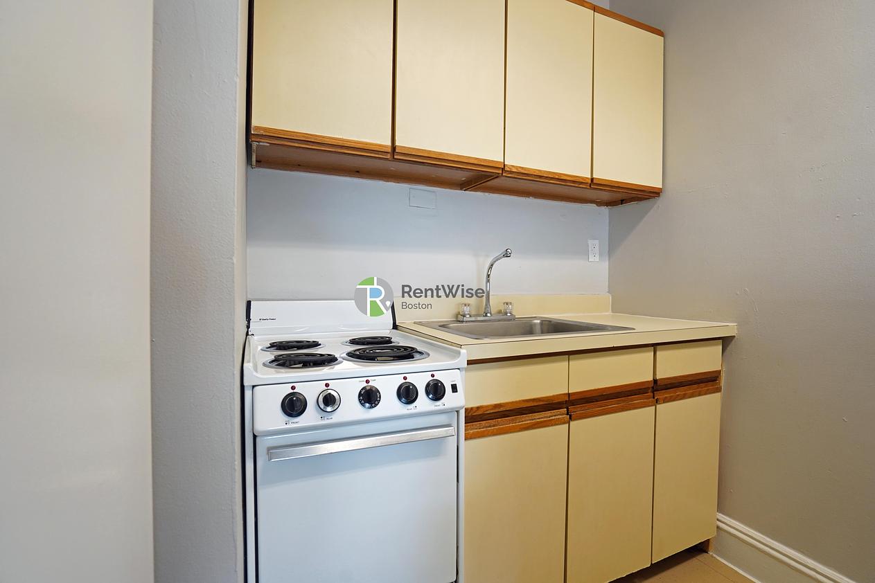 Photo of 1114 Commonwealth Avenue