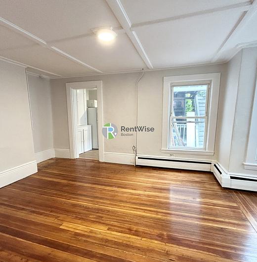 Photo of 13 Saratoga Street