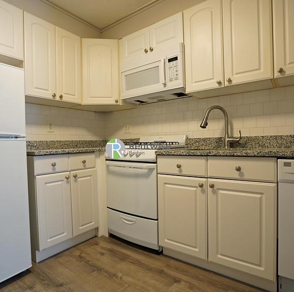 Photo of 39 Shepard St