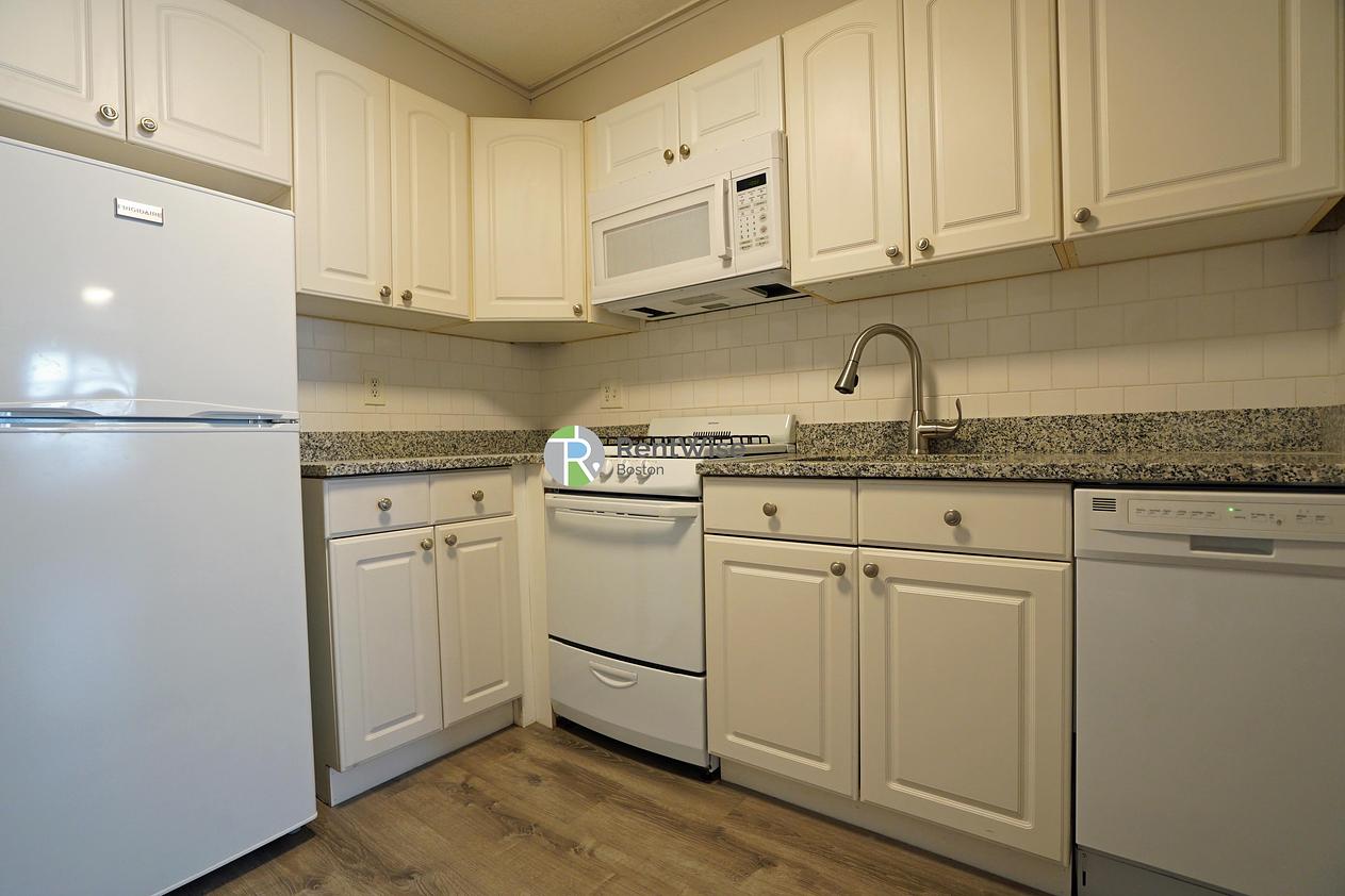 Photo of 39 Shepard St