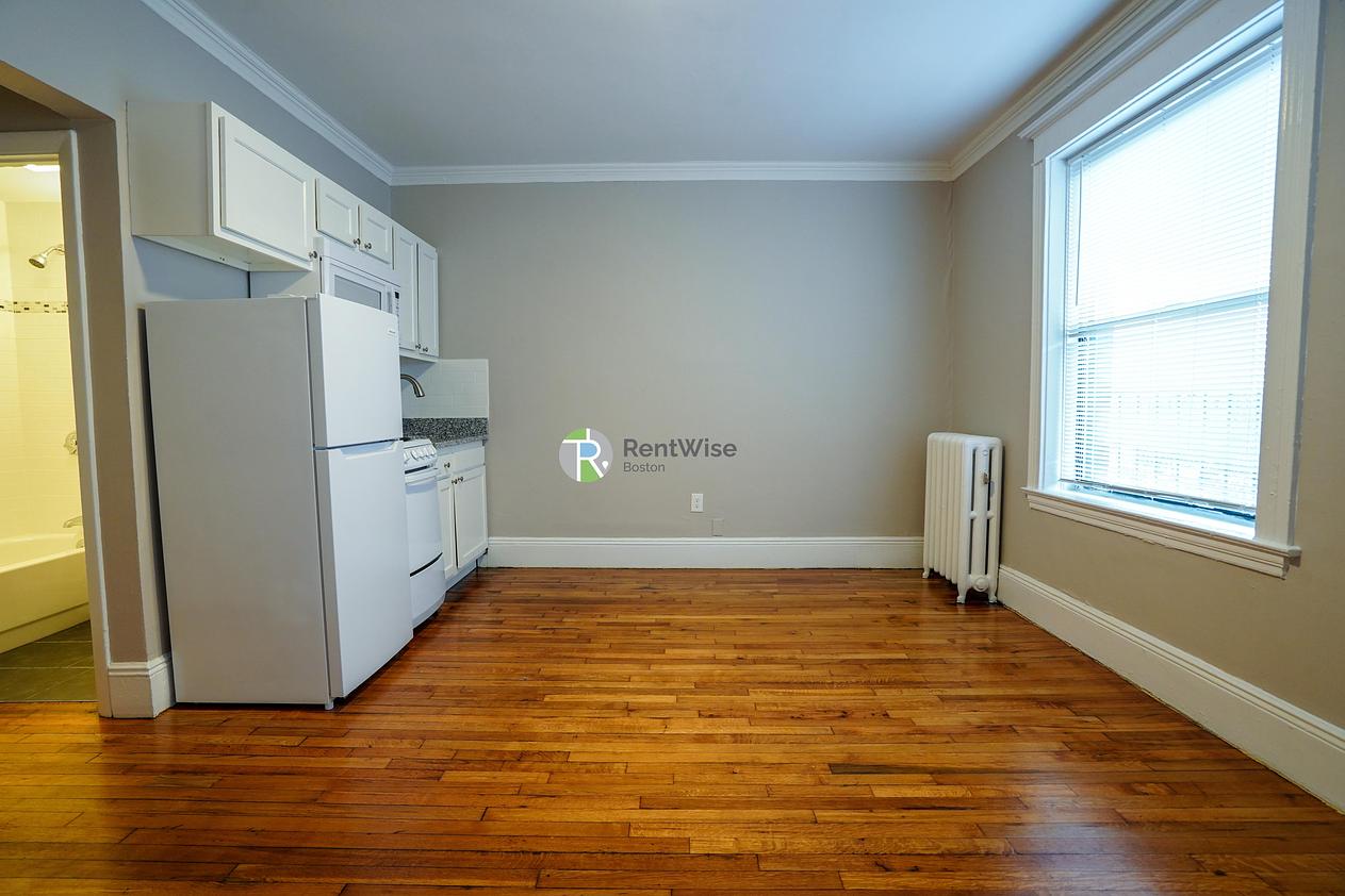 Photo of 50 Park Vale Ave