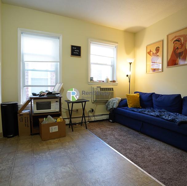 Photo of 36 South Huntington Avenue