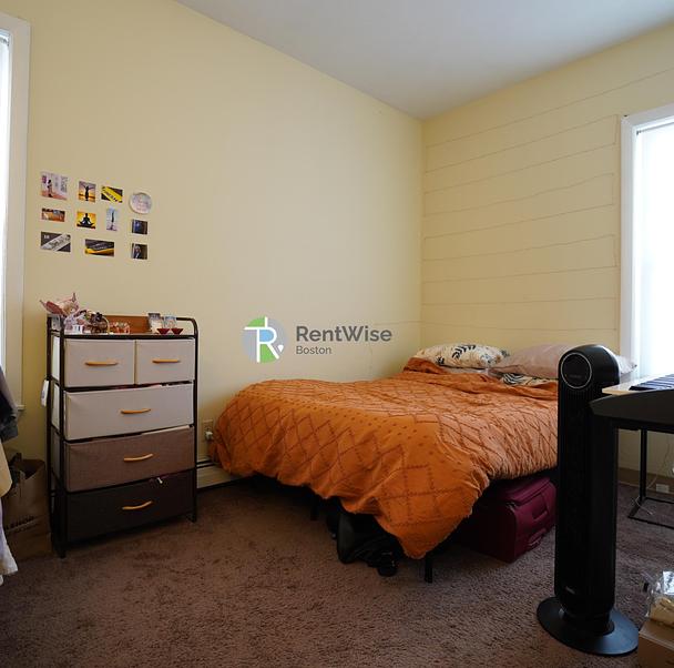 Photo of 36 South Huntington Avenue