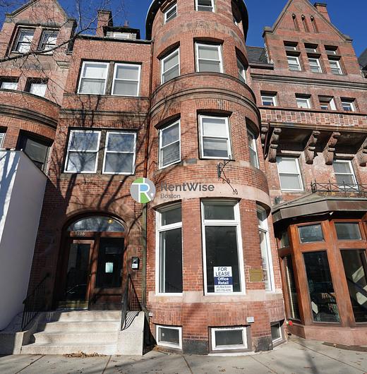 Photo of 1406 Beacon St