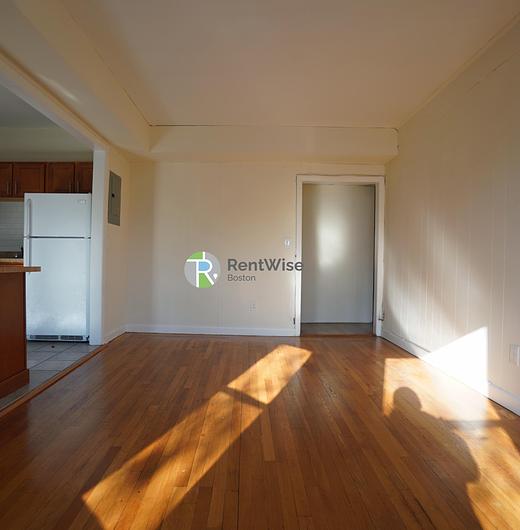 Photo of 1131 Commonwealth Avenue