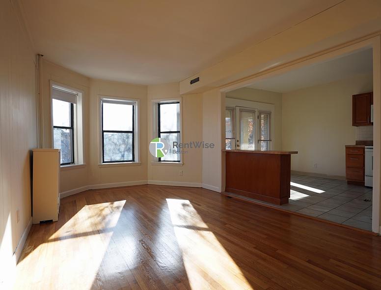 Photo of 1131 Commonwealth Avenue
