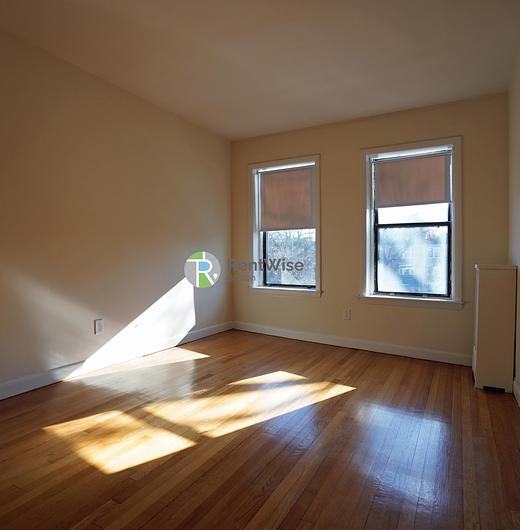 Photo of 1131 Commonwealth Avenue