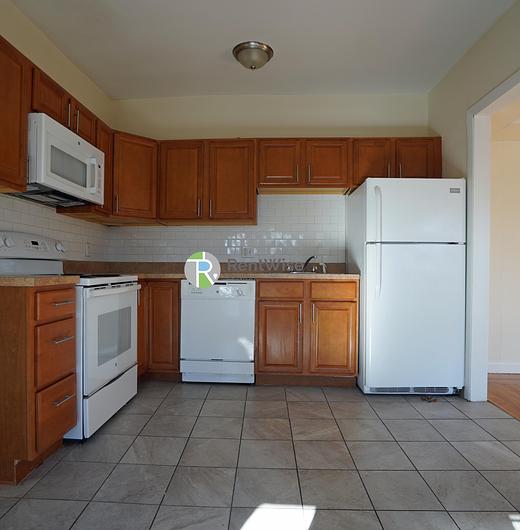 Photo of 1131 Commonwealth Avenue