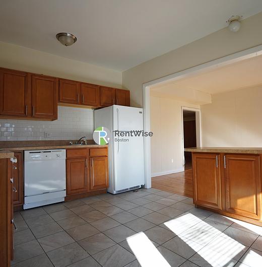 Photo of 1131 Commonwealth Avenue