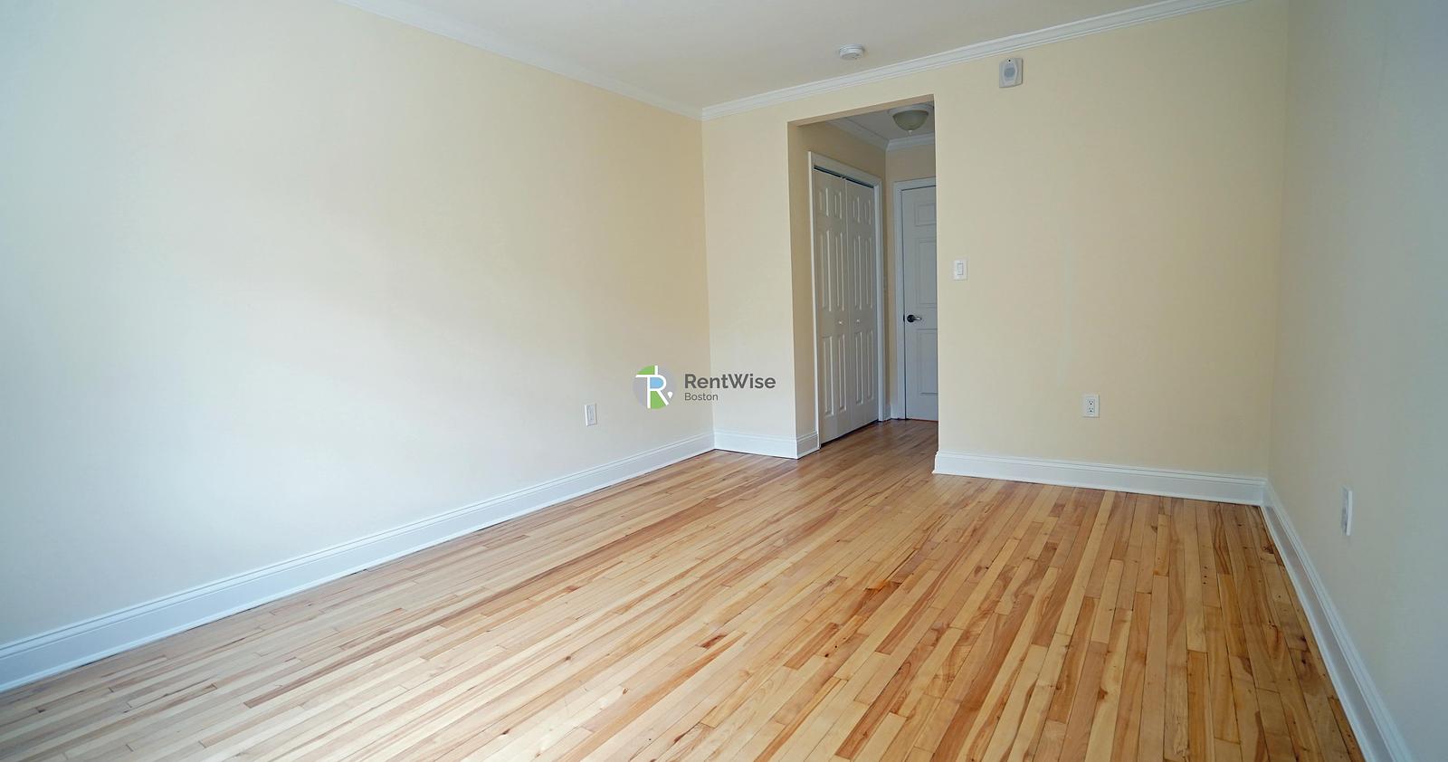 Photo of 84 Saint Paul Street