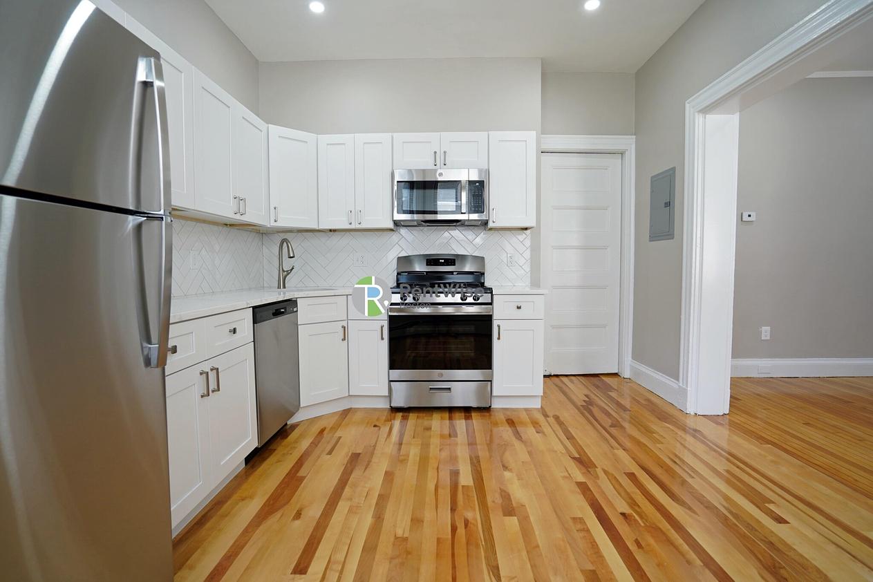 Photo of 72 Gardner St