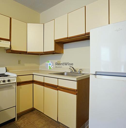 Photo of 1124 Commonwealth Avenue