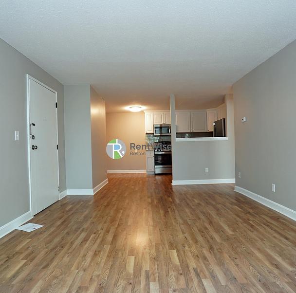 Photo of 971 Fellsway