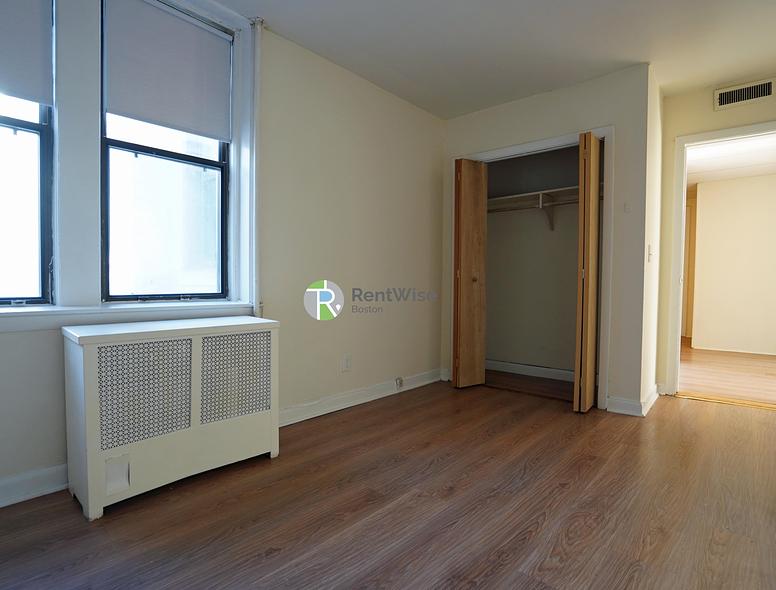 Photo of 1131 Commonwealth Avenue