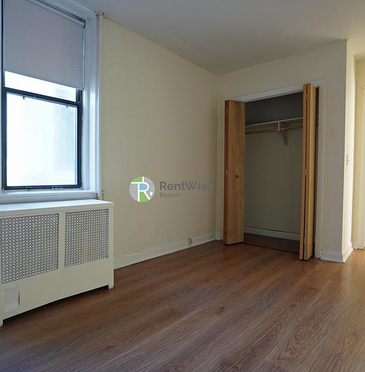 Photo of 1131 Commonwealth Avenue